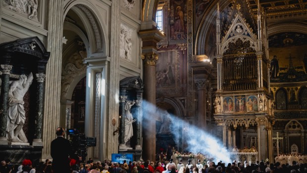 Đức Lêô XIV: Huấn luyện con tim để nhận ra vẻ đẹp của Hội Thánh